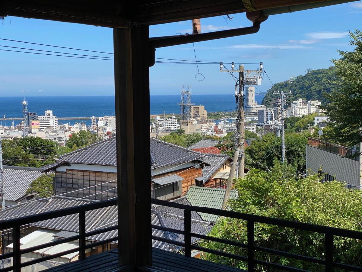 Atami Ikyuan 熱海一休庵 Hotel Exterior foto